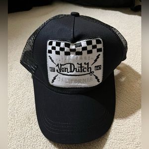 Von dutch adjustable trucker like hat/cap